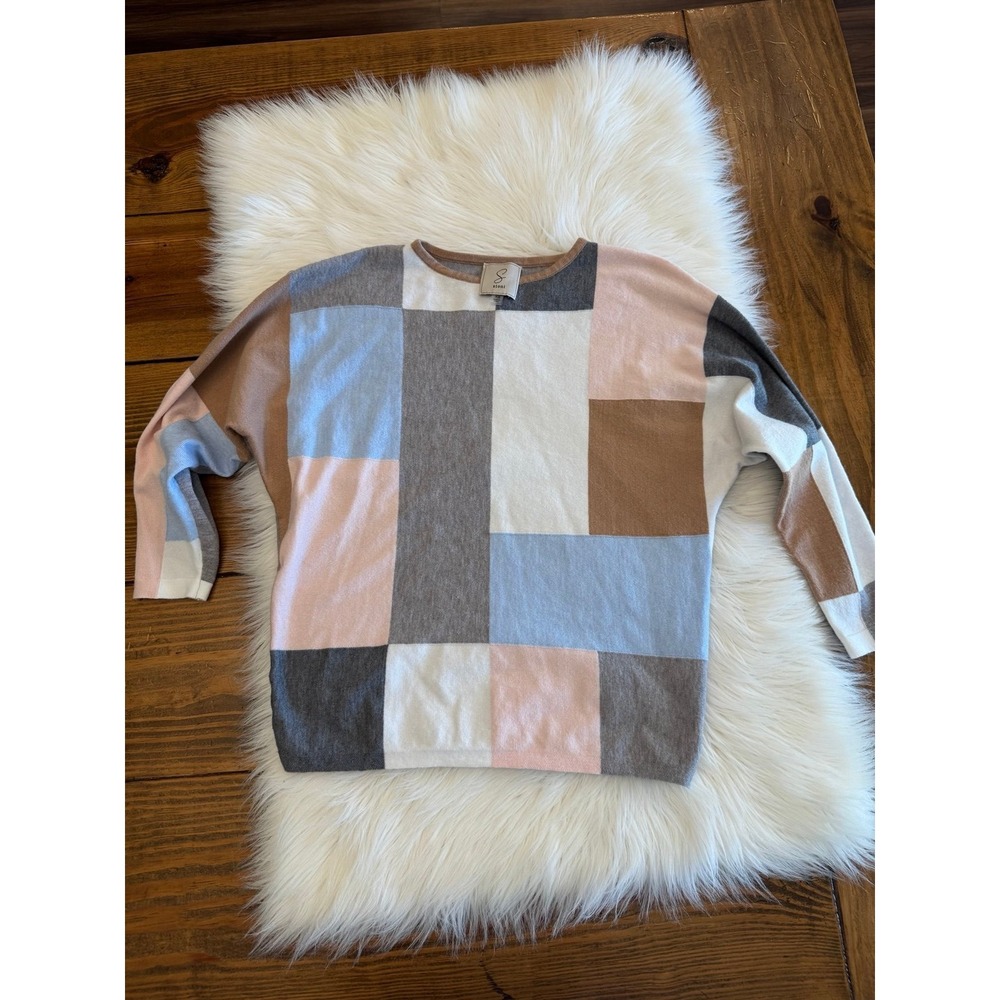 Sioni color block Sweater size XS EUC